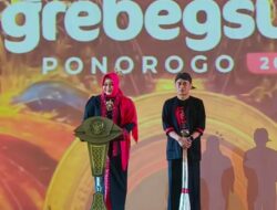 Plt. Bupati Ponorogo Bunda Lisdyarita Secara Resmi Membuka Grebeg Suro XXXI Ponorogo 2026